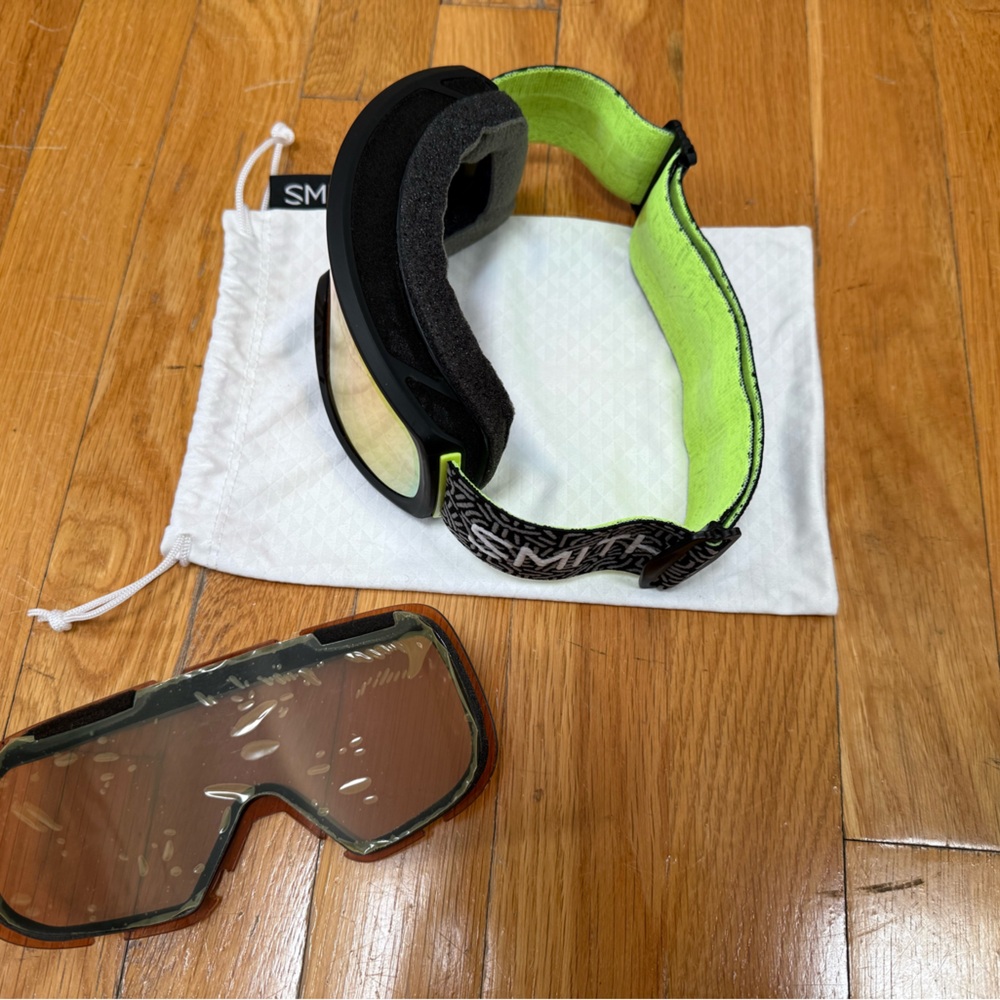 Smith Riot Goggles - Picture 3 of 5